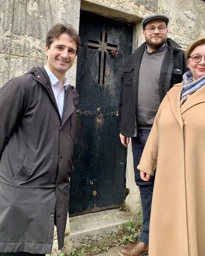  Left to Right: Mr. Benoit Gallot, Dr. Arnaud Schoonheere, Ella Romanova